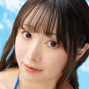高嶺エマ